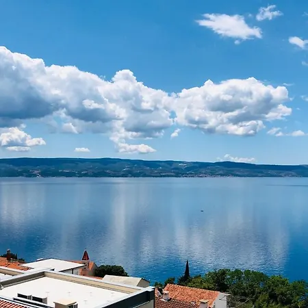 House Almissa Omis