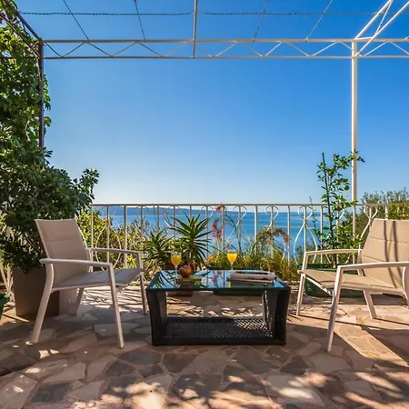 House Almissa Apartment Omis